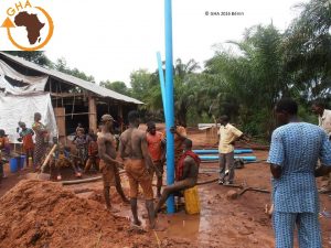 Gazelle Harambee Association de Solidarité en Afrique Forage à Zoungodo 2016 Bénin